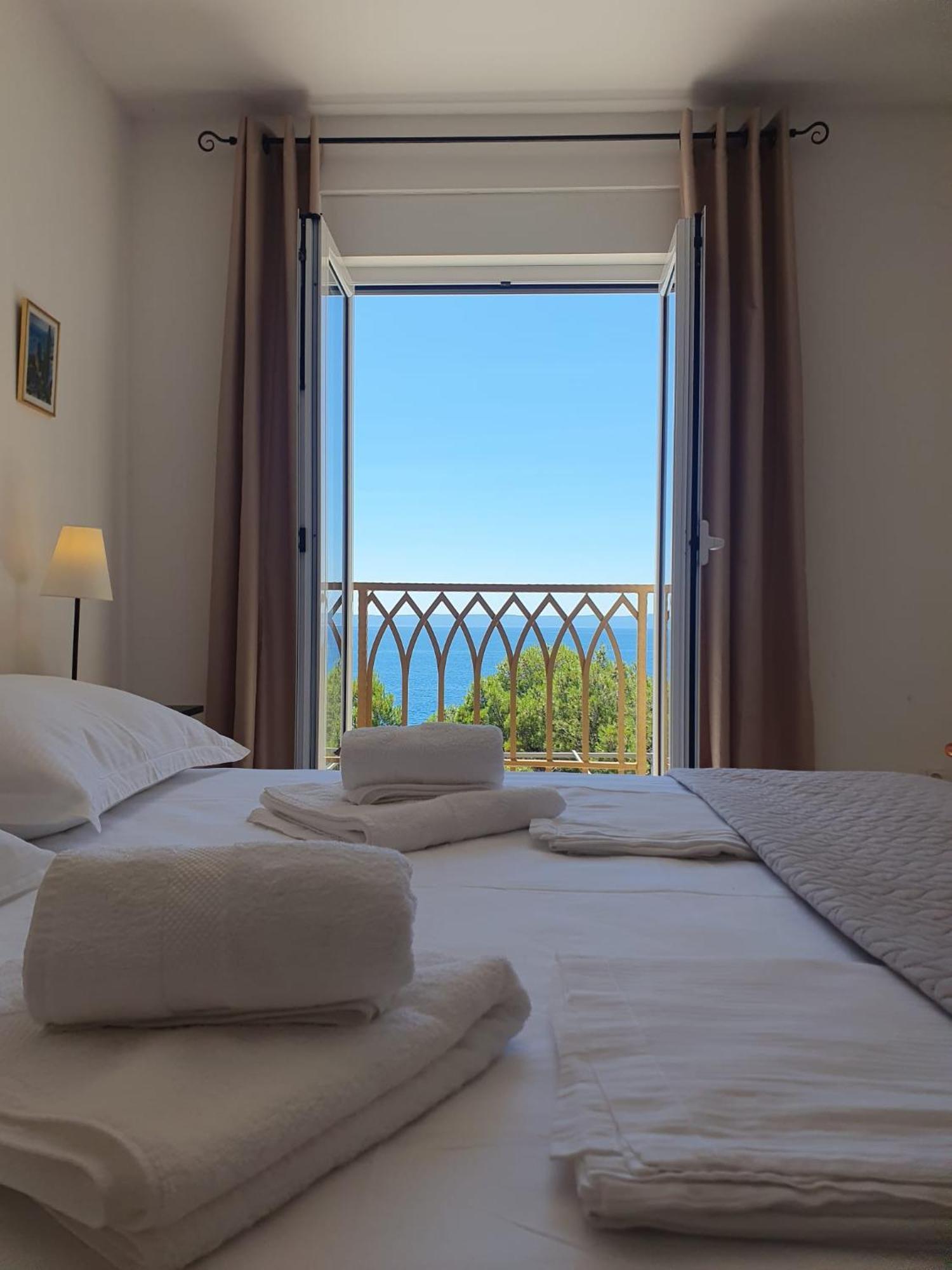 Inas Place Baška Voda Εξωτερικό φωτογραφία